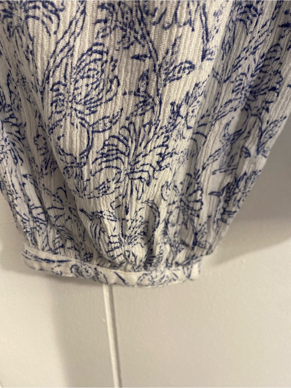 Lucky Brand Boho Peasant Blouse Coastal Blue Floral Stripe Mixed Print | Medium - Picture 5 of 11